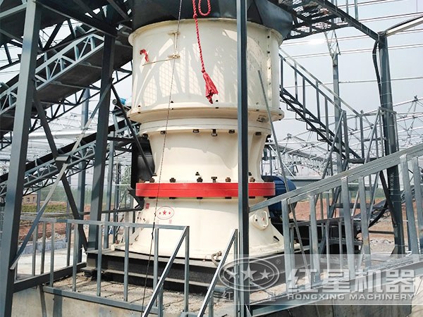 標(biāo)準(zhǔn)型圓錐破強(qiáng)大工作現(xiàn)場(chǎng) 標(biāo)準(zhǔn)型圓錐破強(qiáng)大工作現(xiàn)場(chǎng)