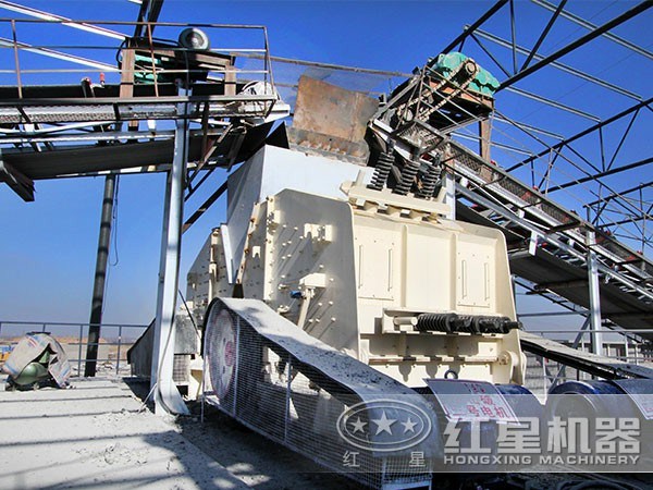 河南500t/h青石破碎生產(chǎn)線現(xiàn)場(chǎng)圖2 河南500t/h青石破碎生產(chǎn)線現(xiàn)場(chǎng)圖2