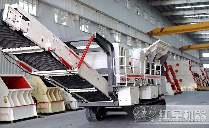 小型車載式鵝卵石破碎機，履帶液壓驅動