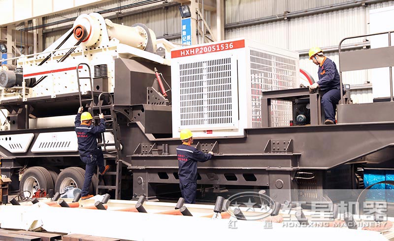 移動(dòng)破碎車生產(chǎn)廠房,匠心制造,品質(zhì)更好 移動(dòng)破碎車生產(chǎn)廠房,匠心制造,品質(zhì)更好