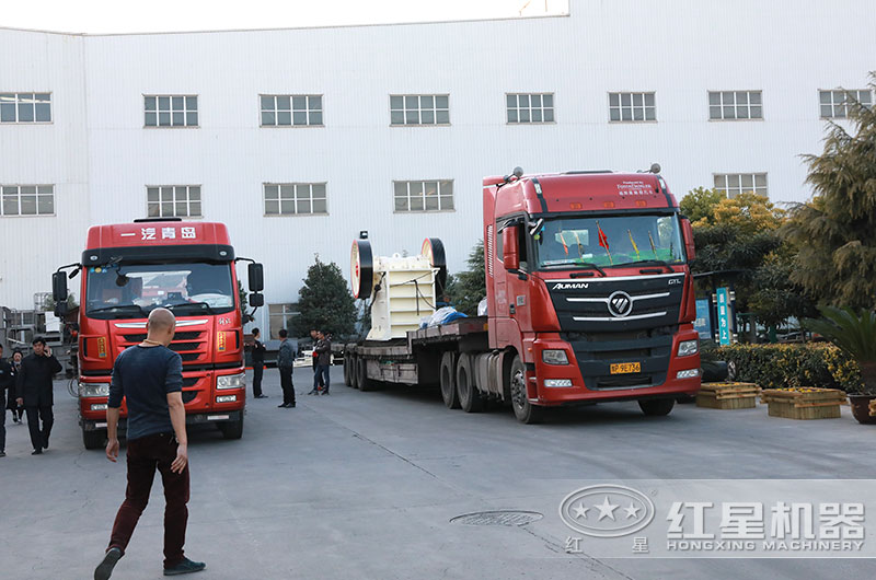 時產100噸小型煤矸石破碎機陸續發往各砂石廠 時產100噸小型煤矸石破碎機陸續發往各砂石廠