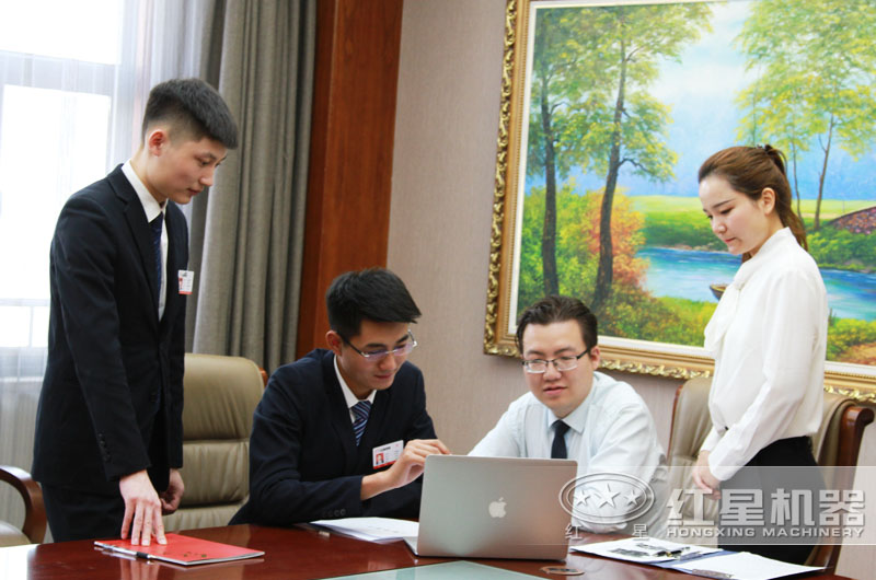 專業工程師為您“量身定制”石英砂生產線配置方案 專業工程師為您“量身定制”石英砂生產線配置方案