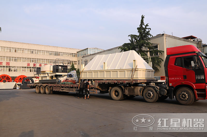 時產50噸制砂機發貨,廠家直銷 時產50噸制砂機發貨,廠家直銷