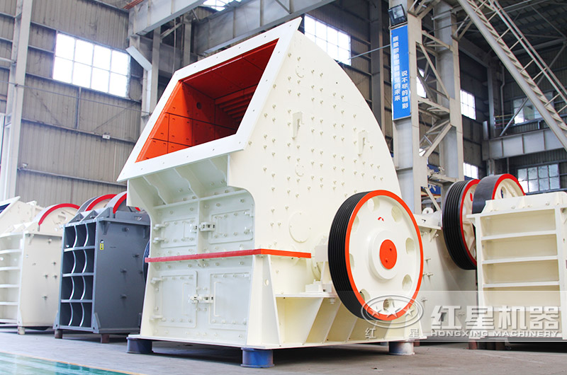 重錘式破碎機“一次成型”減少成本40% 重錘式破碎機“一次成型”減少成本40%