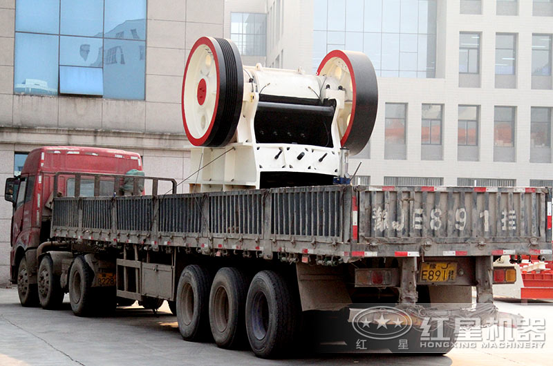 巖石破碎機設(shè)備發(fā)貨圖 巖石破碎機設(shè)備發(fā)貨圖