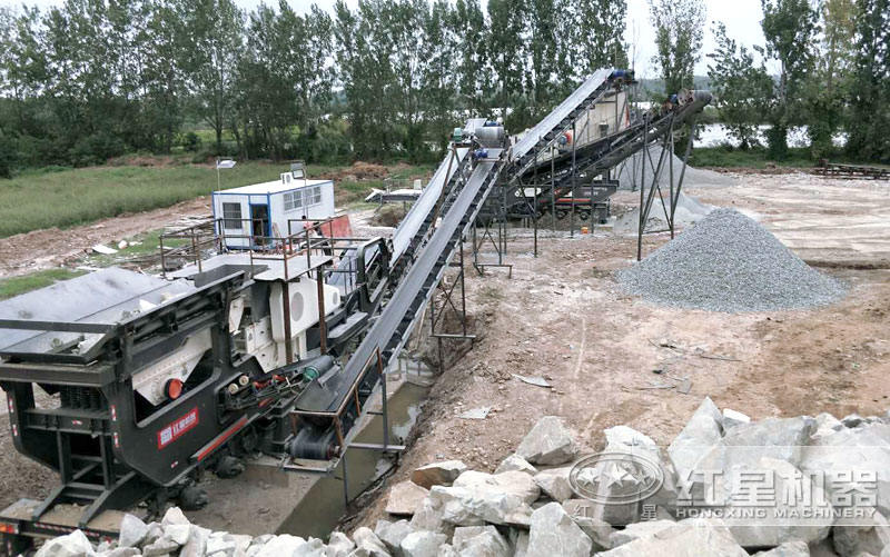 移動制砂機作業(yè)現(xiàn)場 移動制砂機作業(yè)現(xiàn)場