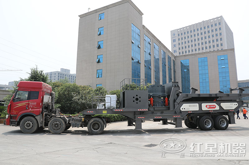 移動破碎機設(shè)備發(fā)貨 移動破碎機設(shè)備發(fā)貨