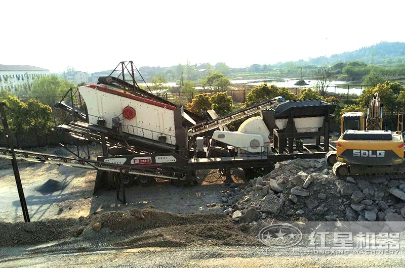 移動重錘式制砂機工作現場圖片 移動重錘式制砂機工作現場圖片