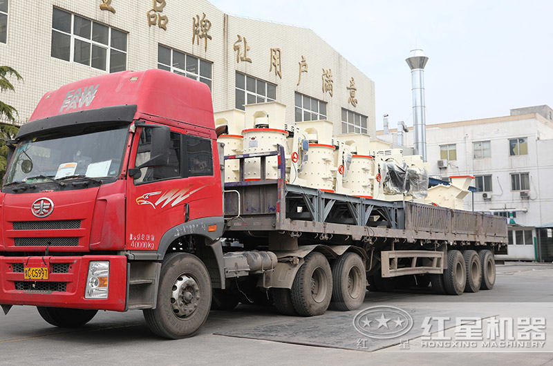 多臺小型破碎石子機發貨 多臺小型破碎石子機發貨