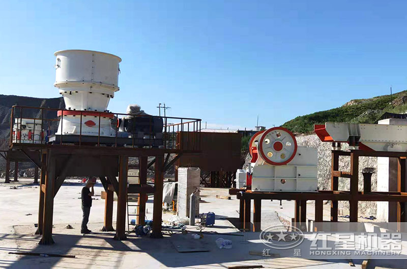 安徽客戶碎石破碎機(jī)生產(chǎn)線安裝現(xiàn)場 安徽客戶碎石破碎機(jī)生產(chǎn)線安裝現(xiàn)場