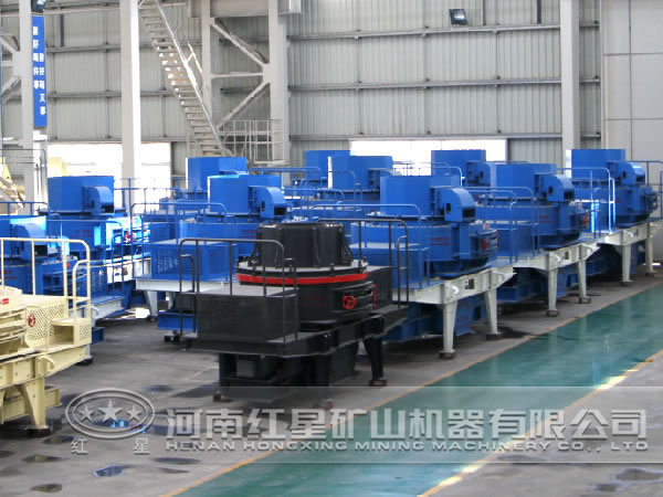 時產(chǎn)250噸中速制沙機 時產(chǎn)250噸中速制沙機