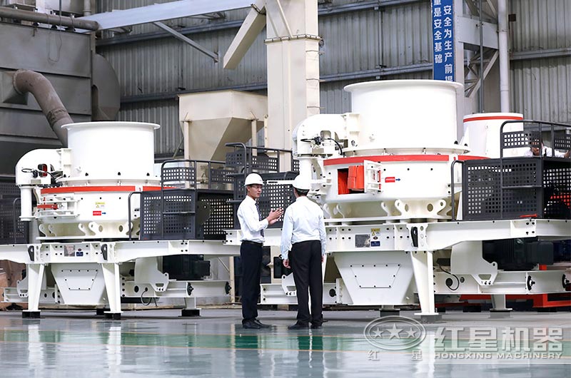 客戶來廠考察砂石制沙設備 客戶來廠考察砂石制沙設備