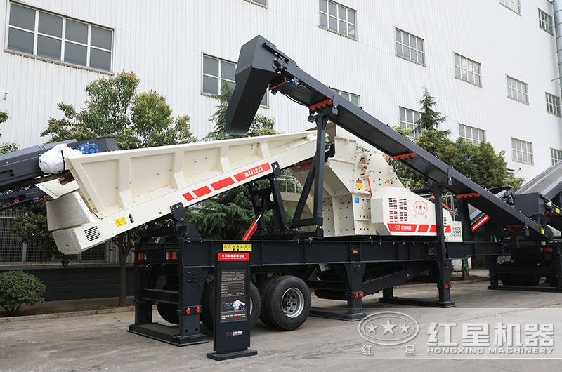 移動反擊式石子破碎機圖片、適用于軟料（青石）