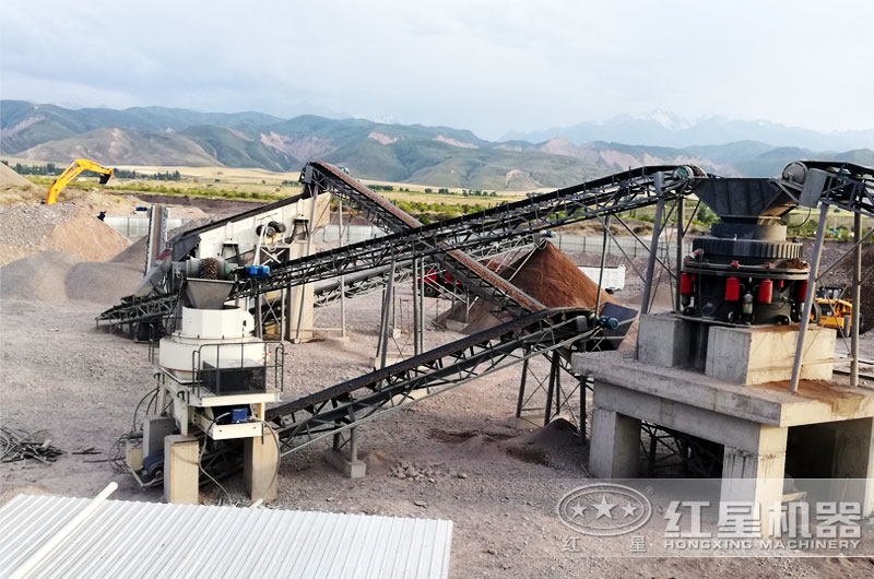 花崗巖制砂現(xiàn)場實拍 花崗巖制砂現(xiàn)場實拍