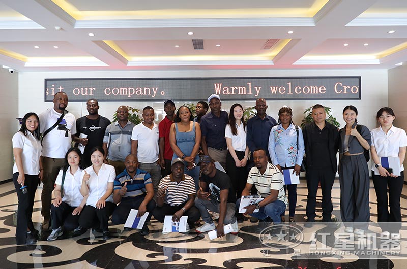 客戶合影(歡迎來(lái)廠參觀選購(gòu)) 客戶合影(歡迎來(lái)廠參觀選購(gòu))