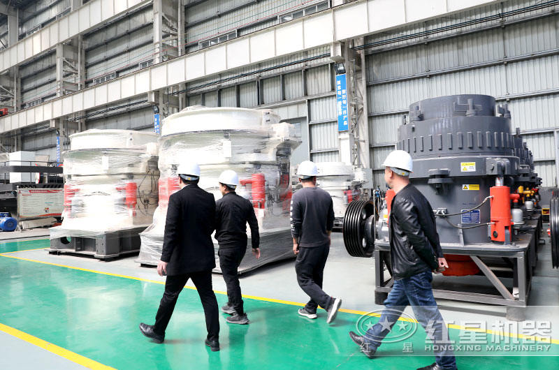 客戶來廠參觀選購機器設備 客戶來廠參觀選購機器設備